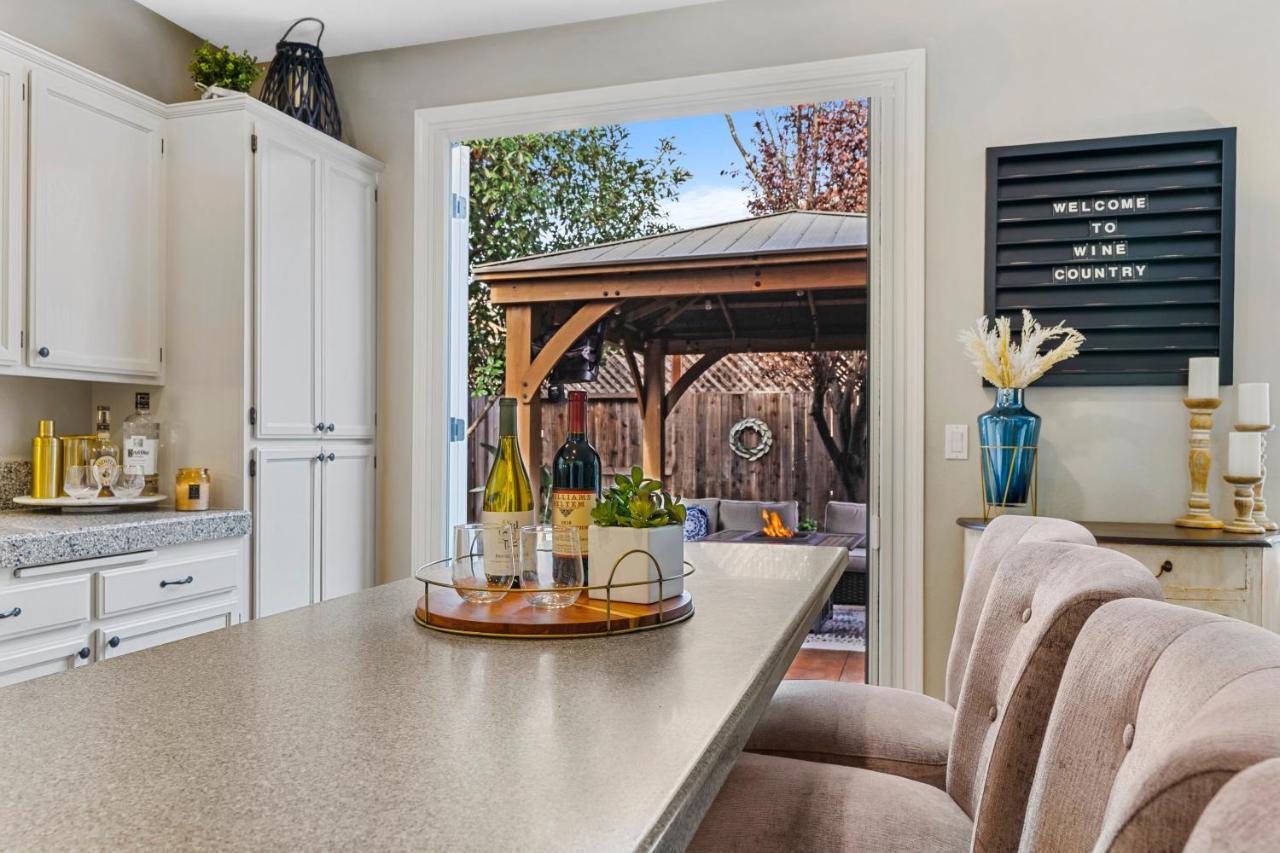Brand New Listing - Windsor “Winetopia” Getaway المظهر الخارجي الصورة