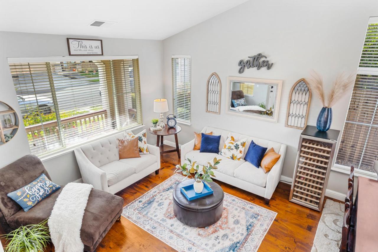 Brand New Listing - Windsor “Winetopia” Getaway المظهر الخارجي الصورة